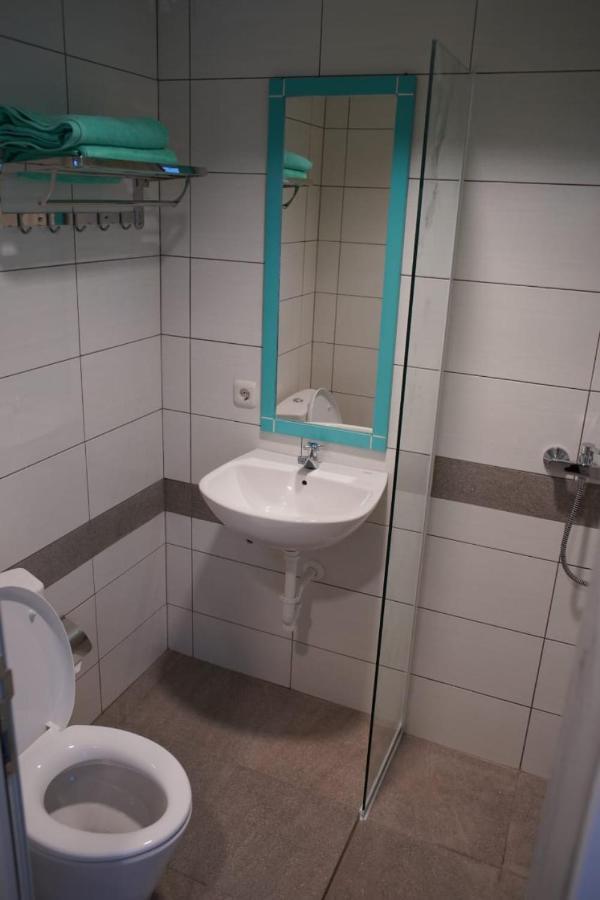 Aruuman Hotel Simpanglima Σεμαράνγκ Εξωτερικό φωτογραφία