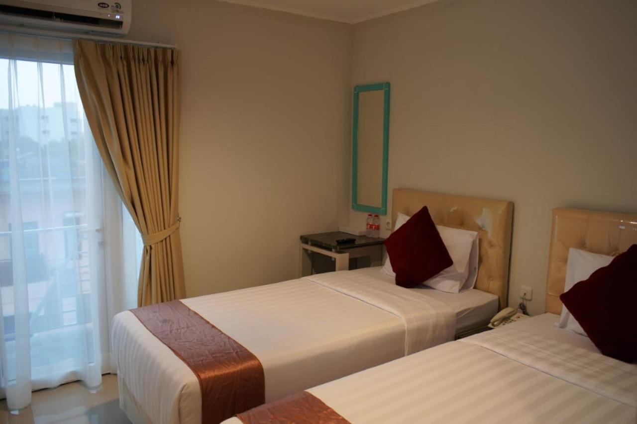 Aruuman Hotel Simpanglima Σεμαράνγκ Εξωτερικό φωτογραφία