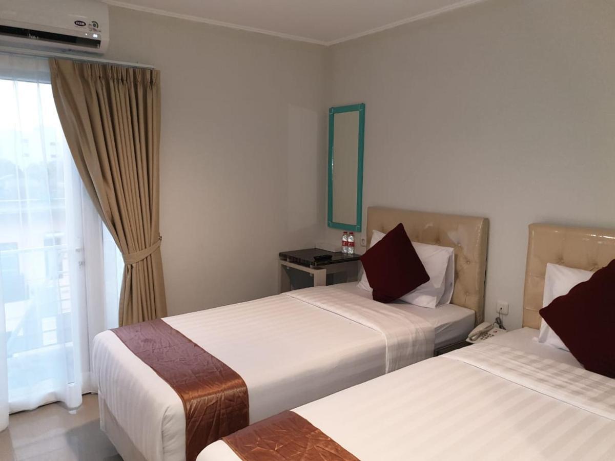 Aruuman Hotel Simpanglima Σεμαράνγκ Εξωτερικό φωτογραφία