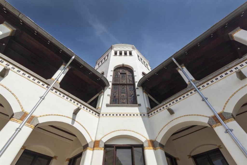 Aruuman Hotel Simpanglima Σεμαράνγκ Εξωτερικό φωτογραφία